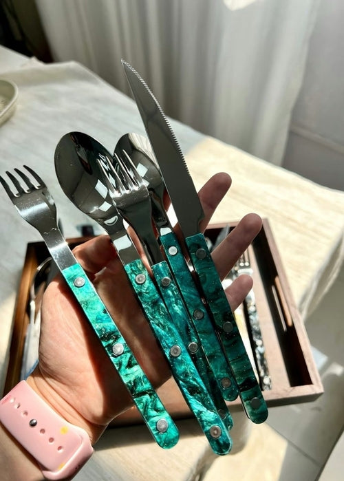 10-Piece Terra Bistrot Flatware Set – Modern Elegant Cutlery